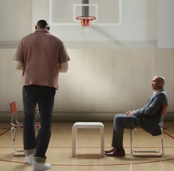 钱投网 湖人消息: 老詹宣布决定二, 悍将进步喜人, 雷迪克痛批艾顿